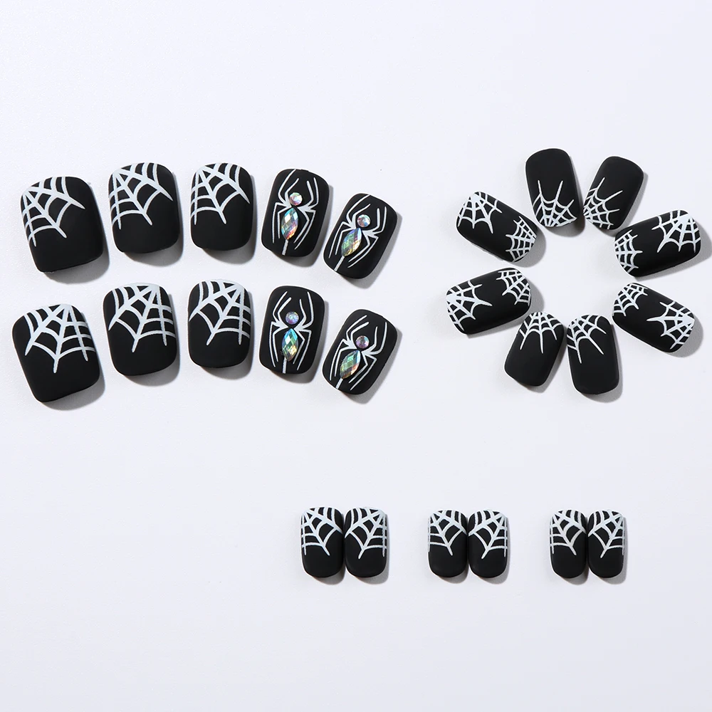 24Pcs Black Halloween Fake Nail Tips with Diamond Spider Web Design Press On Nails Short Square Wearable Y2K False Fingertips 1
