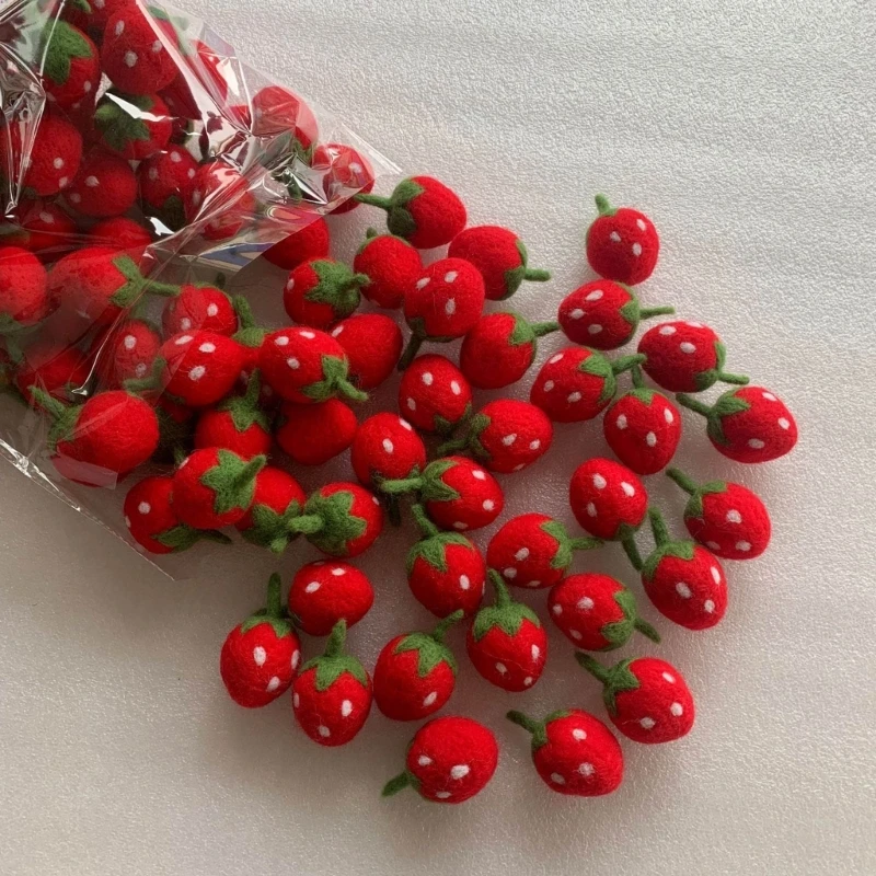 

Pack of 5pcs Wool Felt Strawberry Craft Decor DIY Bag Ornament Keychain Decor