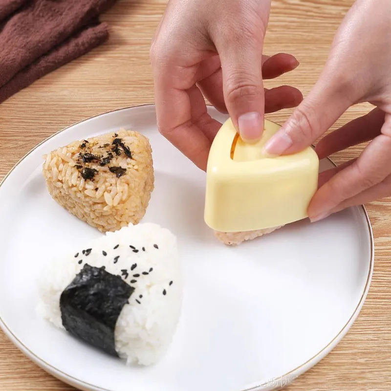 Sushi Mold 1/2pcs DIY Onigiri Rice Ball Food Press Triangular Sushi Maker Mold Japanese Home Kitchen Bento Accessories Tools