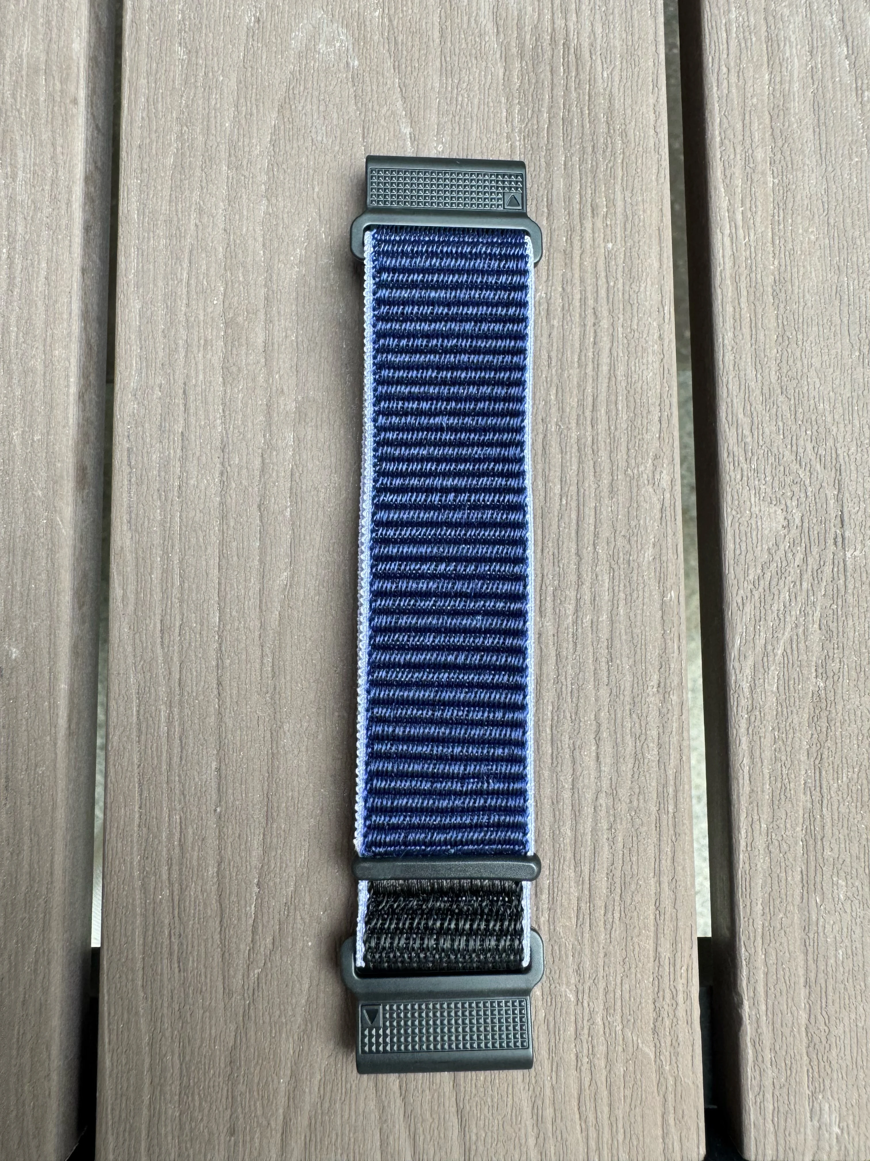 Durable Braided Nylon Loop Strap - QuickFit 22mm/26mm