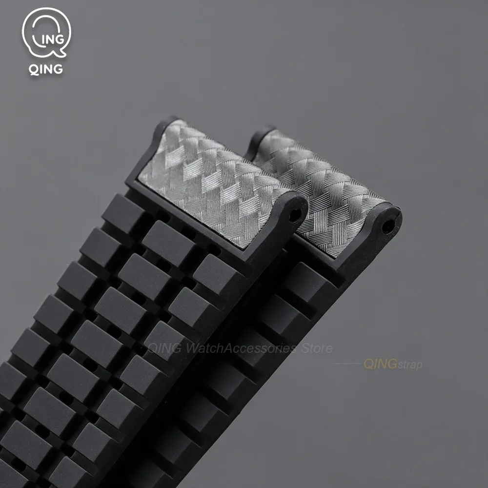 Premium 20mm Two-Tone Carbon Fiber Silicone Watch Strap - Sporty & Waterproof Replacement Band
