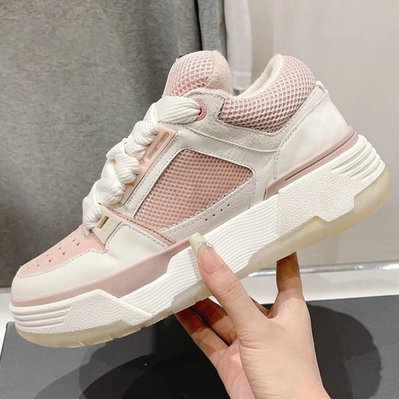 

Spring Autumn New Women's Casual Sports Shoes Wide Shoelace Design Ventilate Lightweight Round Head Non-Slip Lovers Shoes