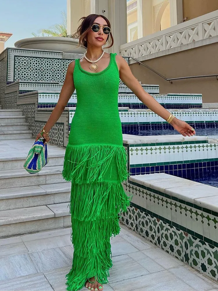 

Women Knitted Maxi Dress Casual Holiday Party Evening Robe U-neck Sleeveless Backless Layered Tassel Vestido Fashion Sexy Solid