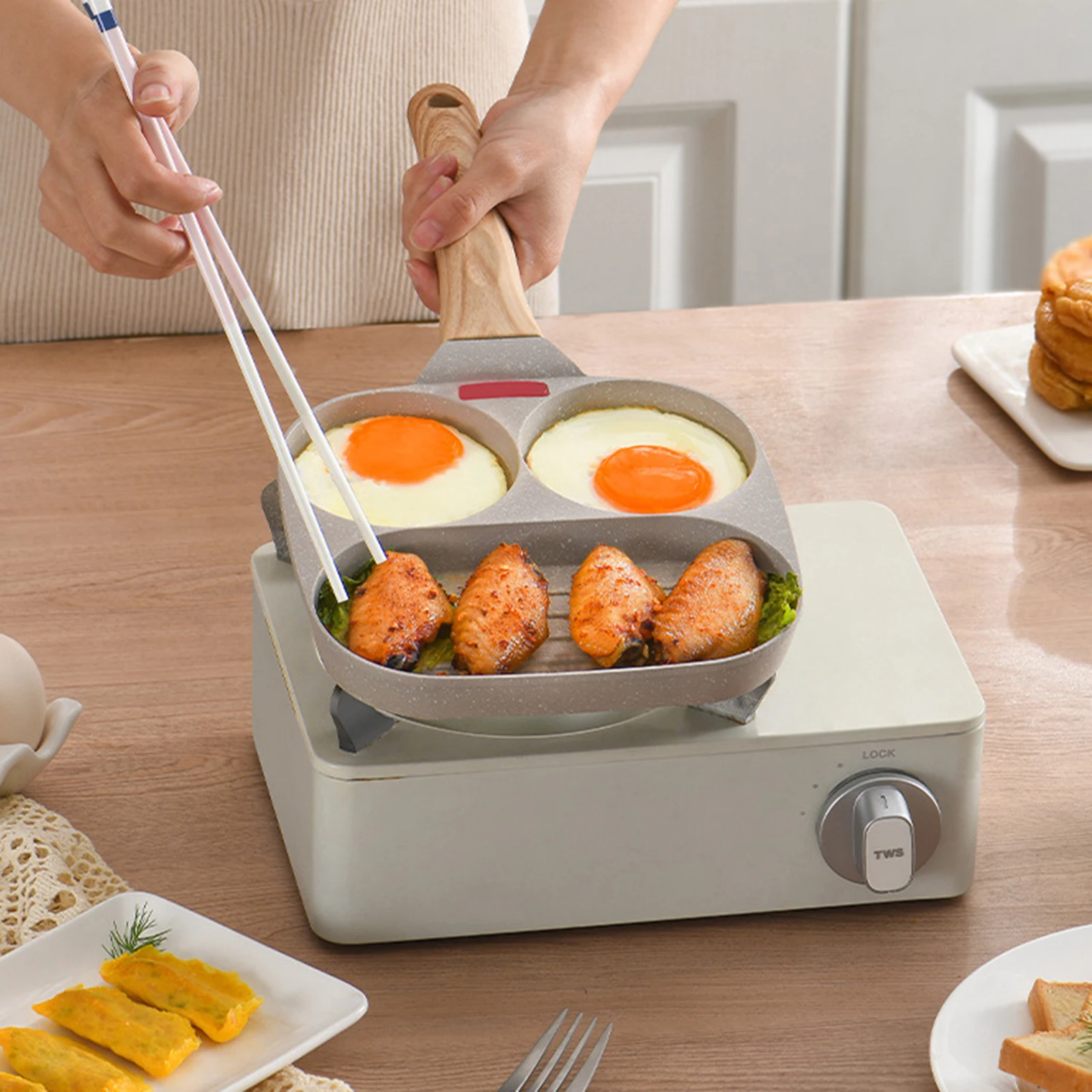 Non Stick Multifunctional Frying Pan with Temperature Control