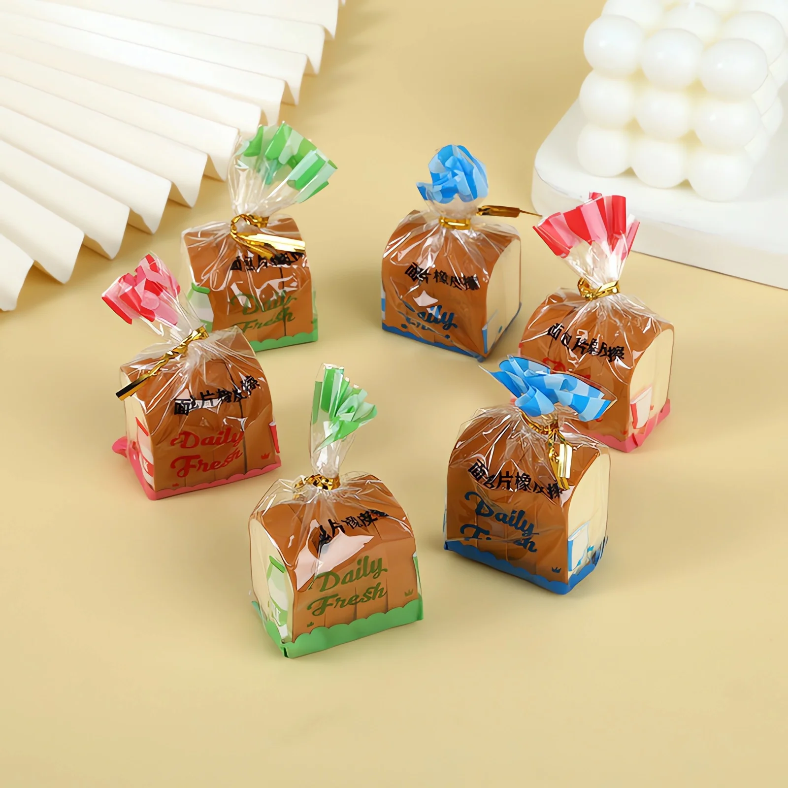 4개/팩 창의적인 토스트 모양 고무 지우개, 빵 모양 연필 지우개, 학생 상품 학교 문구, 귀여운 어린이날 선물