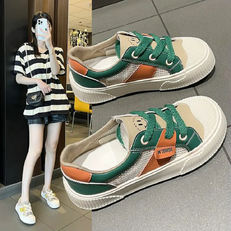 

High-value smiley bread shoes in autumn 2022 new soft sole casual women's shoes Joker board shoes leather low top shoes