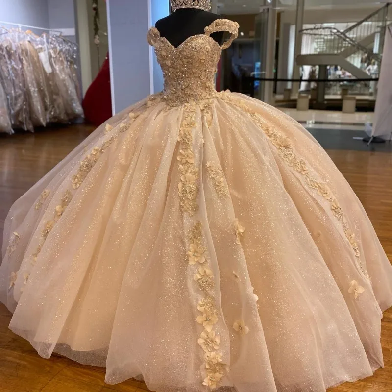 

Champagne Sweetheart Off The Shoulder Quinceanera Dresses Ball Gown Sleeveless Floral Appliques Lace 3DFlowers Sweet 15 Party We