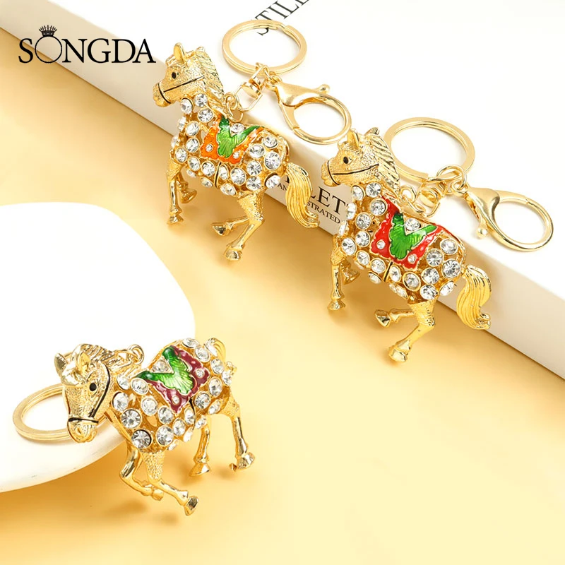 

Trendy Cartoon Horse Crystal Rhinestone Enamel Keychain Colorful Animal Drip Oil Pendant Keyring for Couples Jewelry Accessories