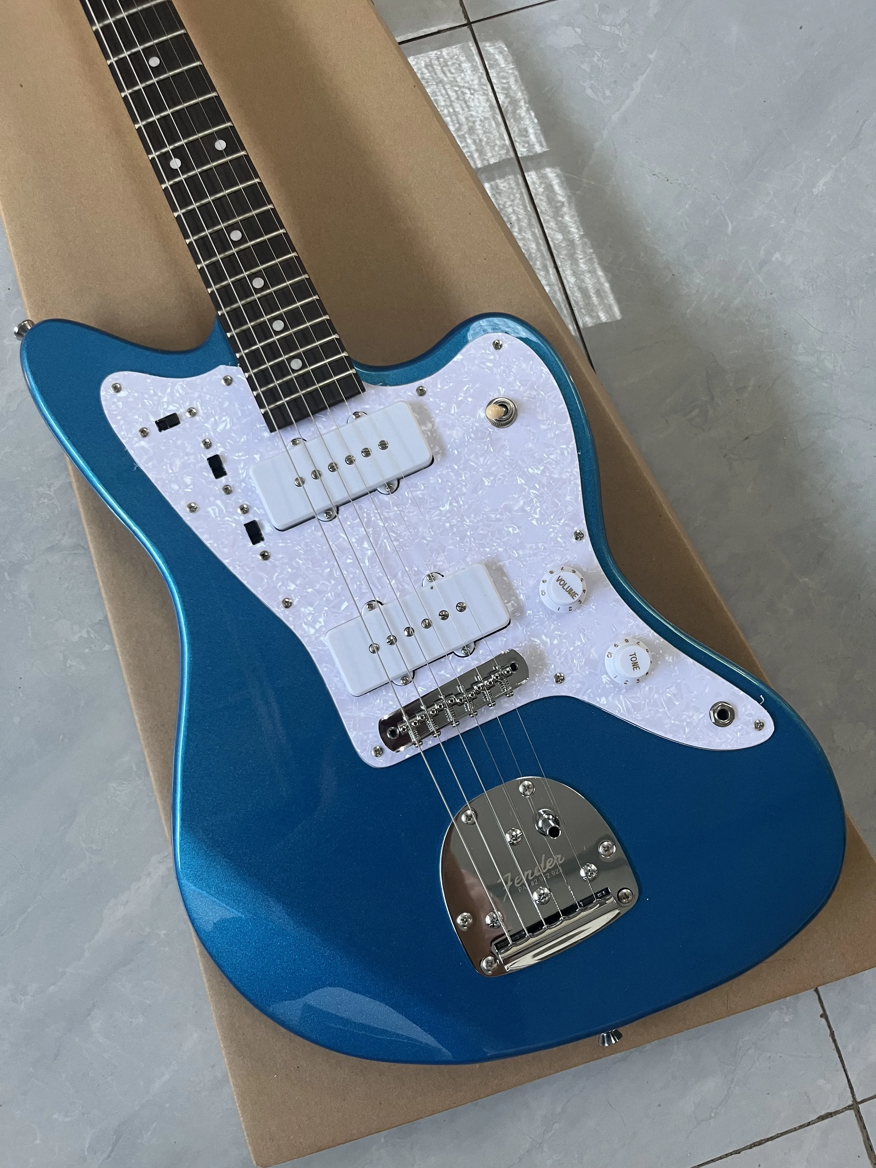 Factory electric guitar metal blue color Girls Band Cry Jazz master