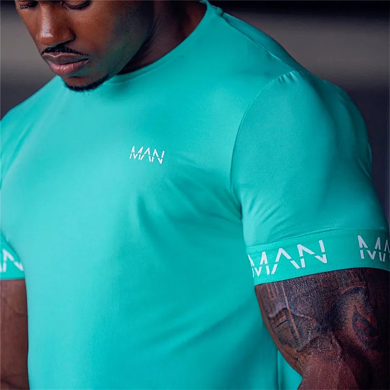2022 new summer Shirt Men Short Sleeve quick-drying Gym T-Shirt Running Fitness Tops Streetwear Sport Tees men Clothing
