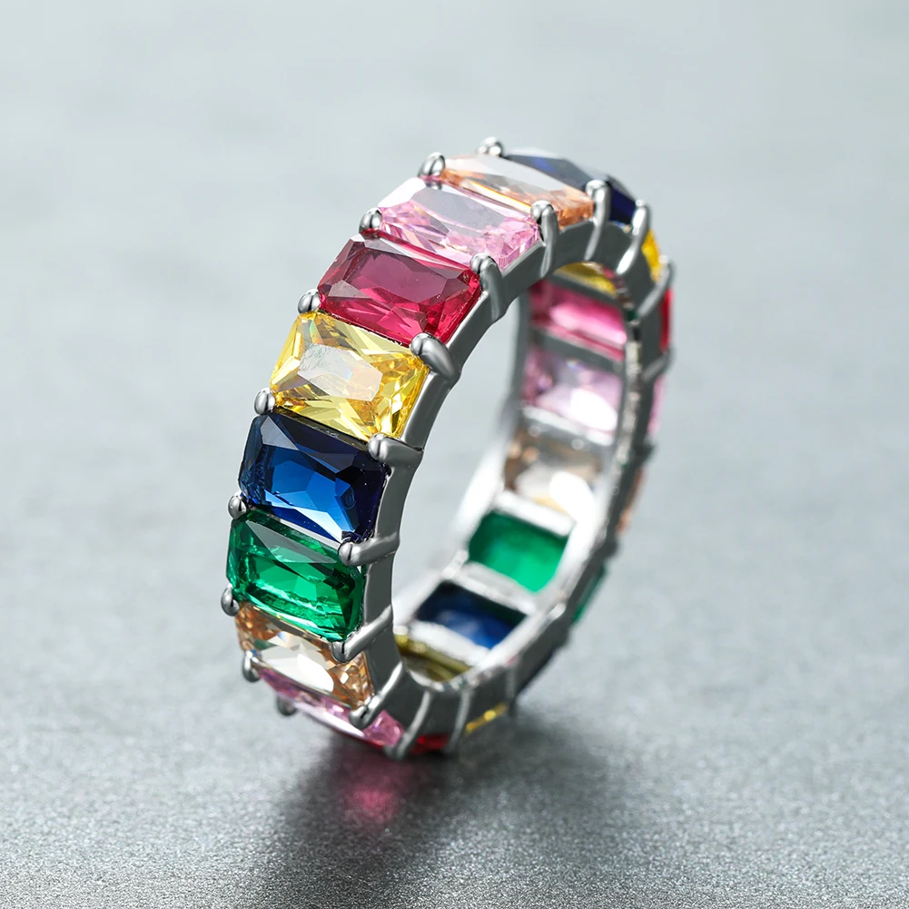 Elegant Royal Blue Stone Ring in Yellow Gold – Luxury Women's Wedding and Engagement Jewelry Gift