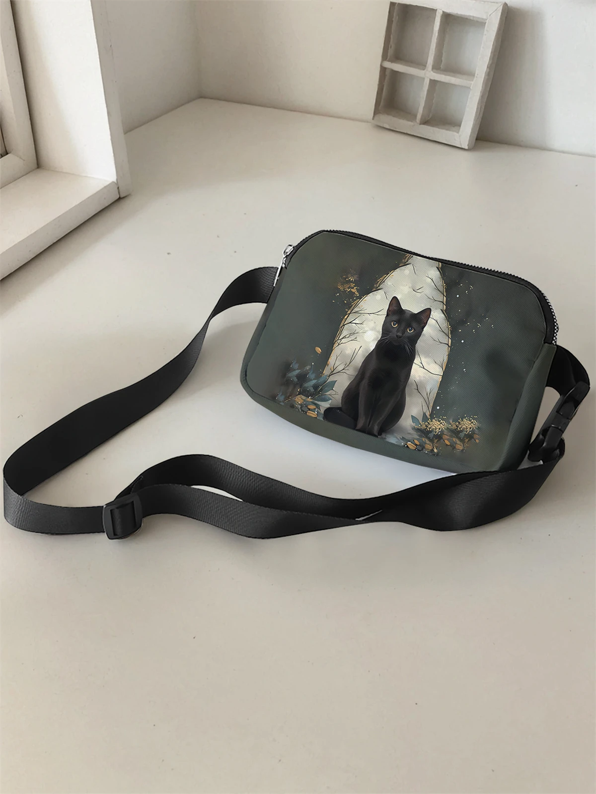 1-piece set, black cat pattern fashionable adjustable crossbody bag, neutral sports waist bag, suitable for running