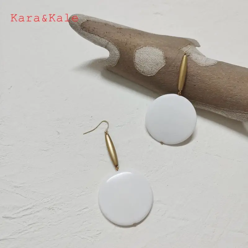 

Kara&Kale Round white earrings exaggerated styles Party jewelry Women's earrings Acrylic Bead Pendant Handmade Jewelry Bohemia