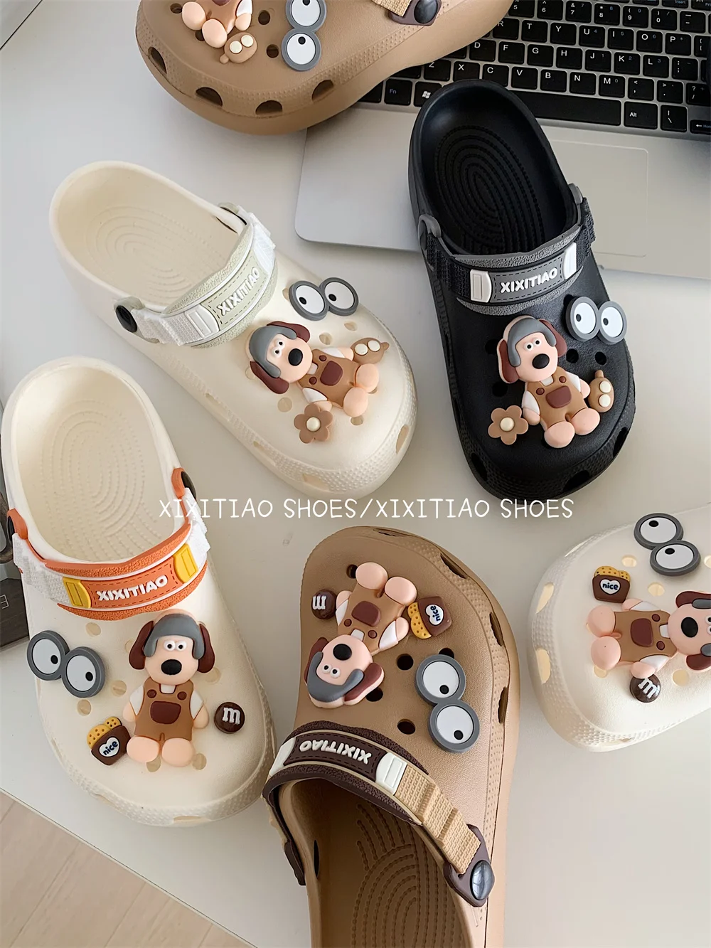 Dog DIY EVA Hole Sandals Women Garden Shoes Men And Women Summer Couples Wearing Fashion Beach Slippers Home Slippers