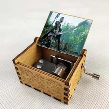  anime NieRAutomata Cartoon Music Box Carved Wood Hand Crank Music Box Home decorations Merry Christmas Kids Birthday Gift 