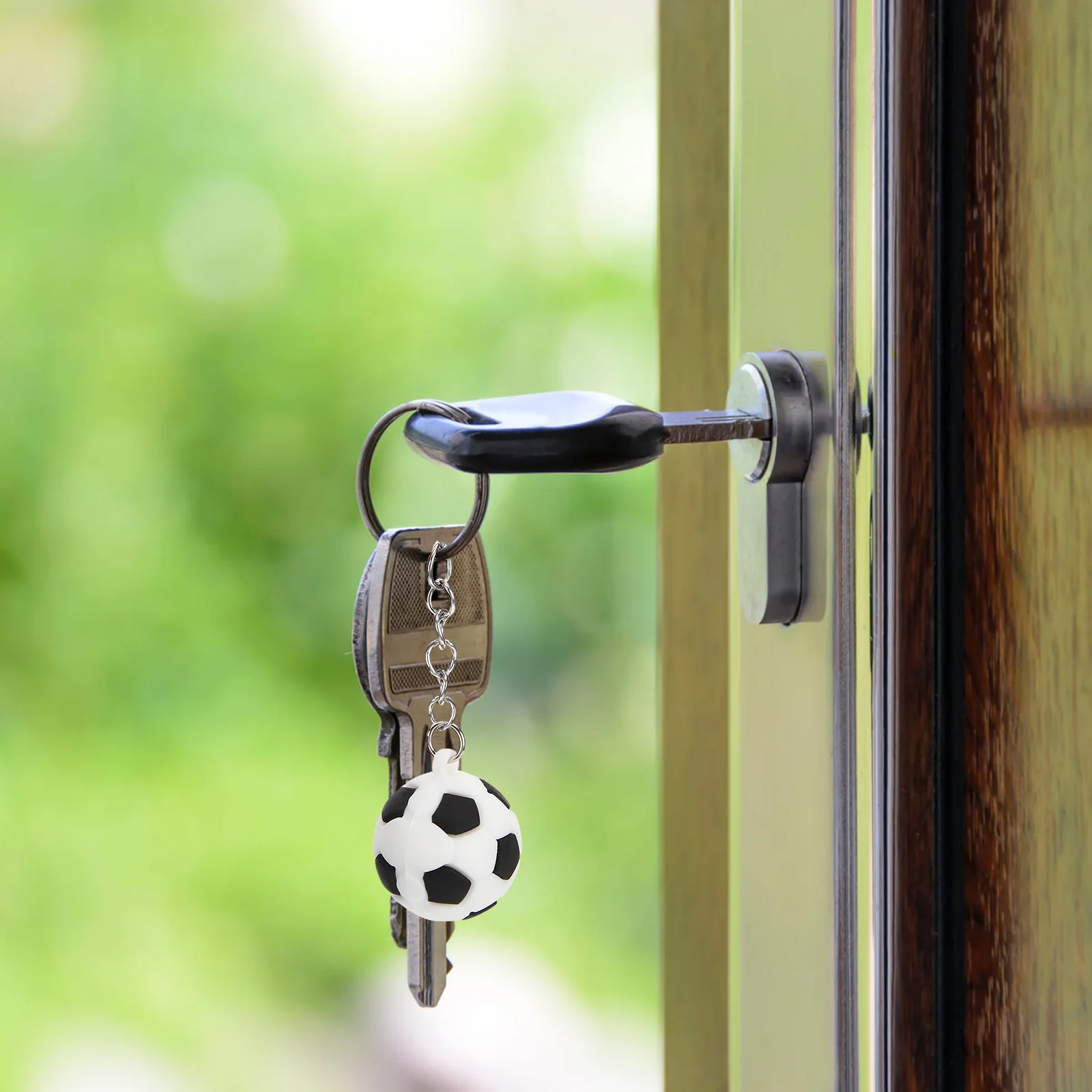 12 Pcs Football Keychain Soft Rubber Zinc Alloy Keyring Bag Pendant Charm Keychain Decor Team Sports Souvenirs Birthday Gift