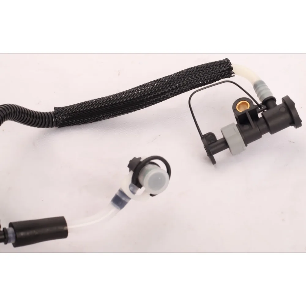611 070 73 32 for Mercedes Benz W203 C-kl W209 CLK W210 W163 OM611 2.2 OM612 2.7 CDI Diesel Engine Fuel Pipe