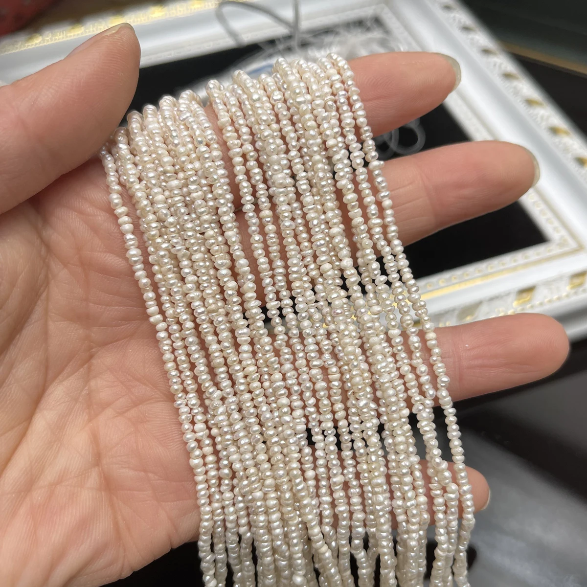 1.8-2mm 100% 천연 담수 진주 반제품 플랫 비즈 DIY 여성용 쥬얼리 제작 목걸이 팔찌 및 액세서리