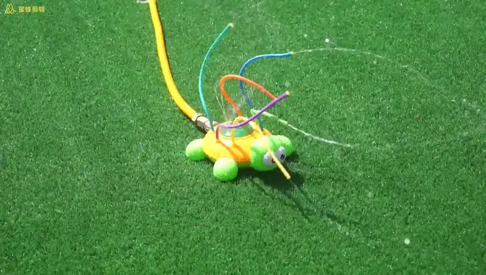Aspersor De Agua Con Forma De Pulpo Para Niños – Juguete De Verano Con 8 Tubos Giratorios Para Jardín, Patio O Césped, Morado