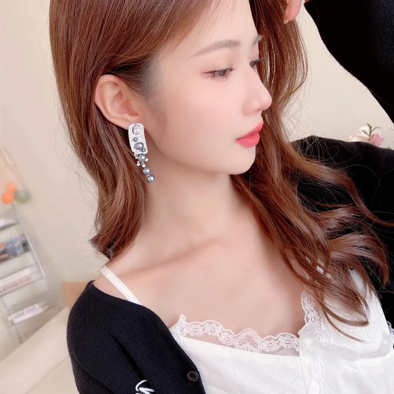 French Fashion Temperament Pearls Tassels Dangle Earrings S925 Silver Needle Wedding Party Luxury Brand Jewelry Eardrop