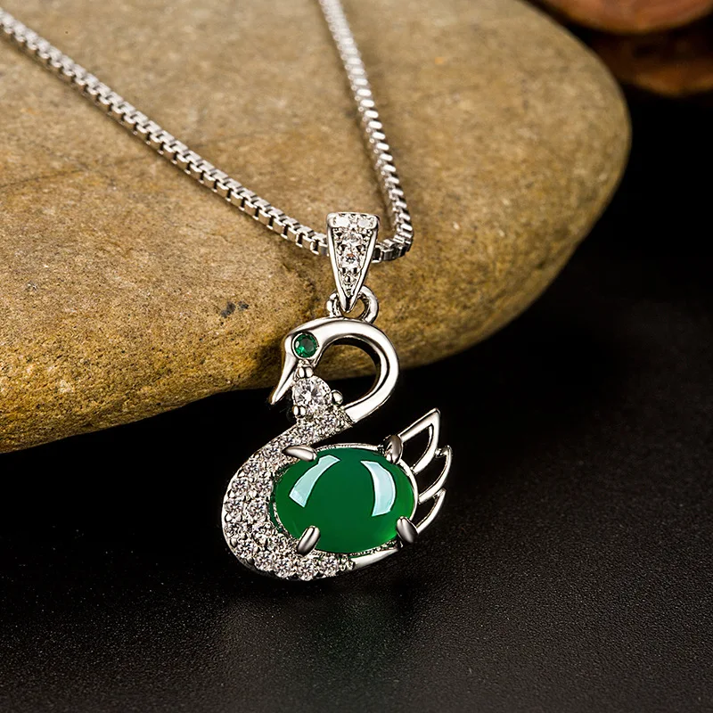 

Ожерелье с подвеской в виде лебедя из натурального агата и нефрита с цирконом Очаровательная цепочка в этническом стиле подарок для женщин