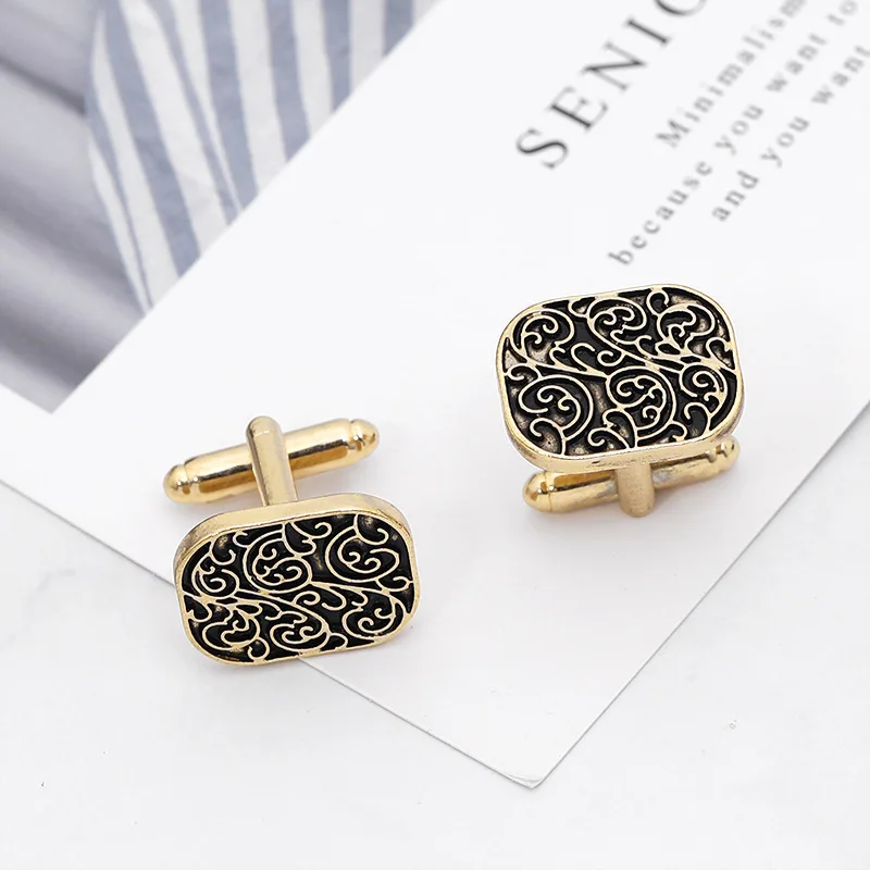 Luxury Cufflinks Retro Pattern Men's French Shirt Cuffs Gold Buttons Fashion Design Carving Cufflink Suit Sleeve Male Jewelry