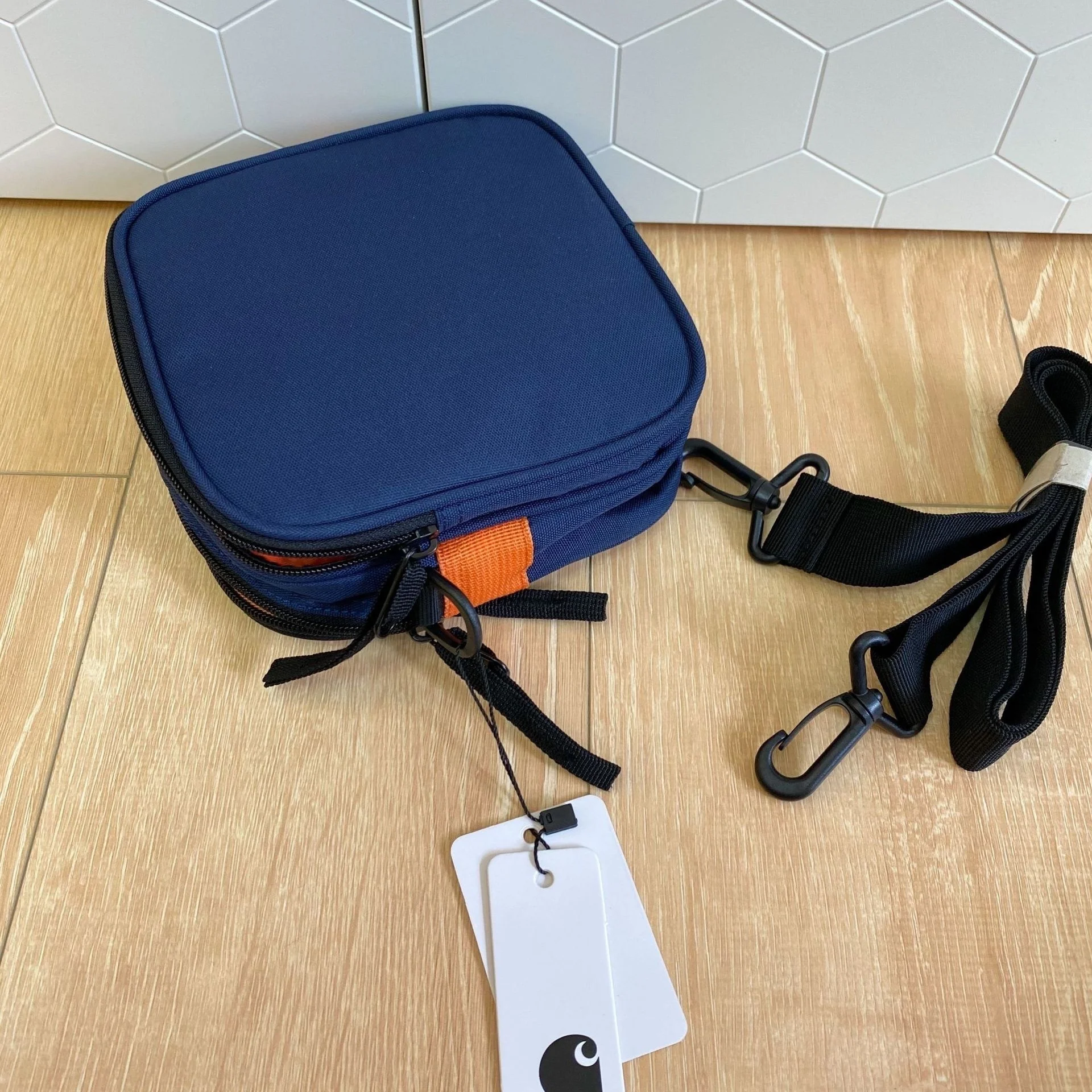 E5306A2A-EDC2-447D-B942-4FD41D