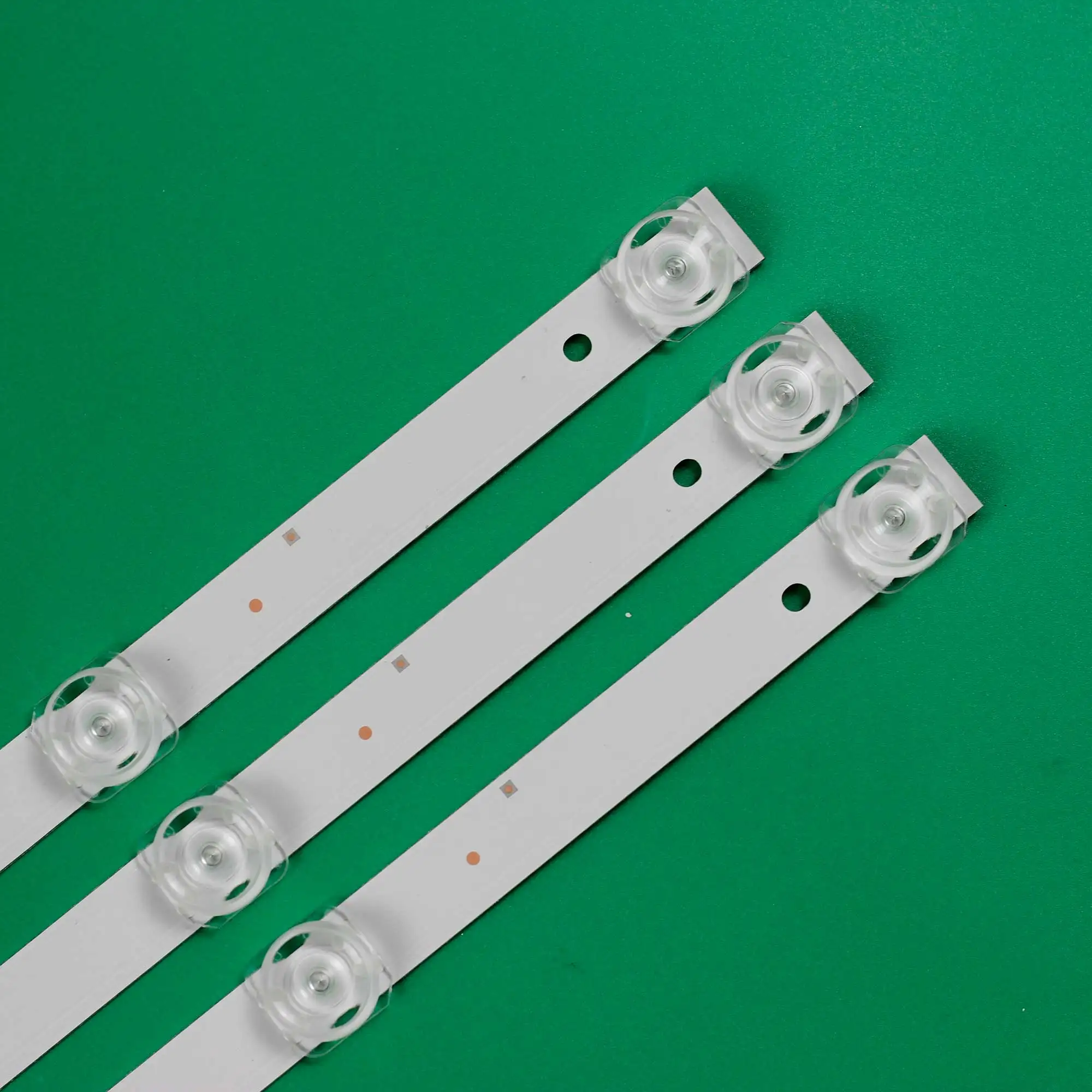 15pcs LED Ʈ Ʈ H39D8000Q M39D7000Q h39d7000g CC02385D671V07 CC02385D671V03 385B 385E20 3X7 7S1P 1910 0D20