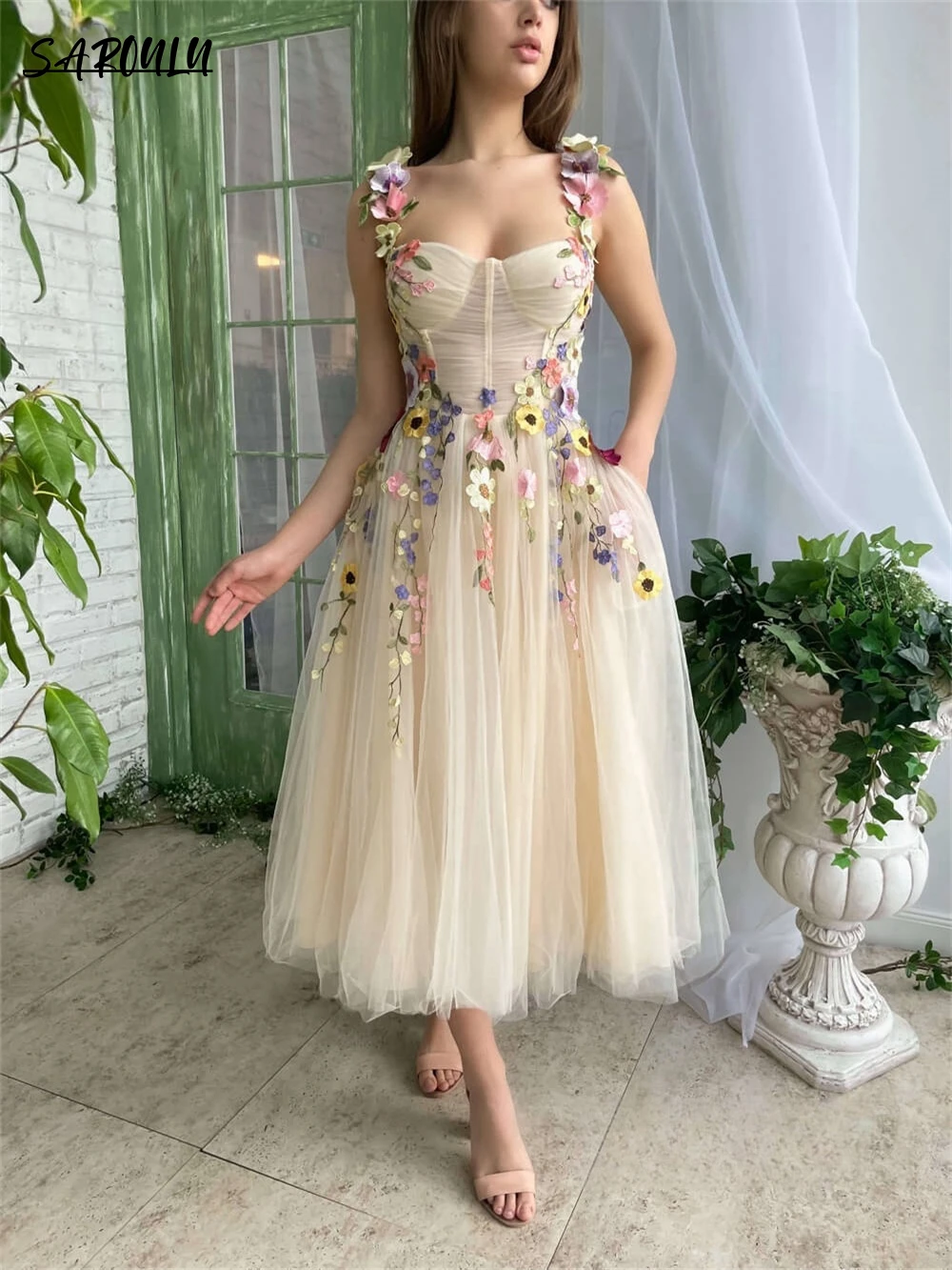 Cocktail Dress Bohemian Appliques Tank Sleeve Homecoming Dress Romantic Tea-length 3D Flower Cocktail Party Gown