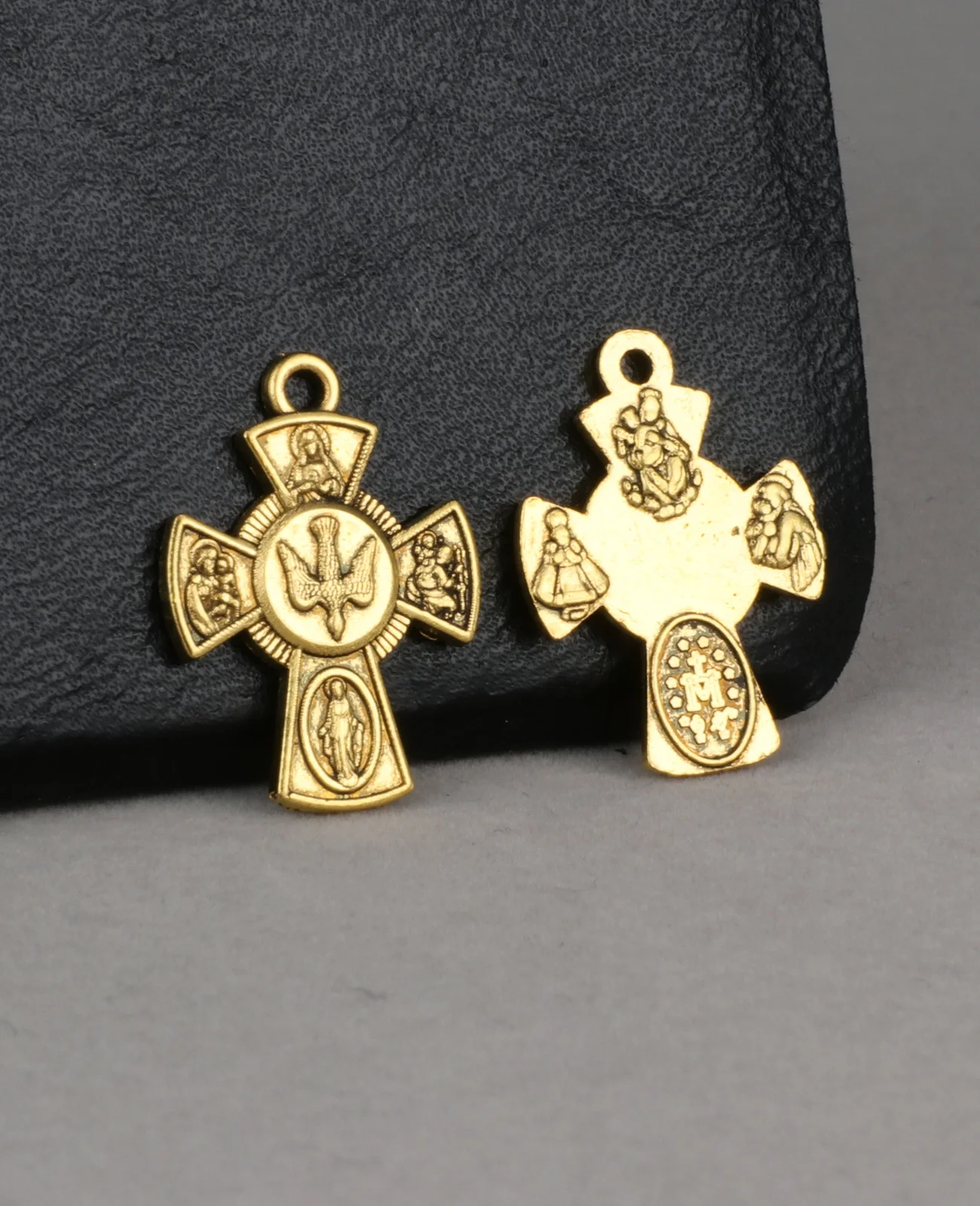 Diyalo 20 Teile/los Vier-Wege Taube Medaille Charms Kreuz Anhänger mit Jungfrau Maria Heiliges Herz St.joseph Muster DIY Schmuck Machen teil