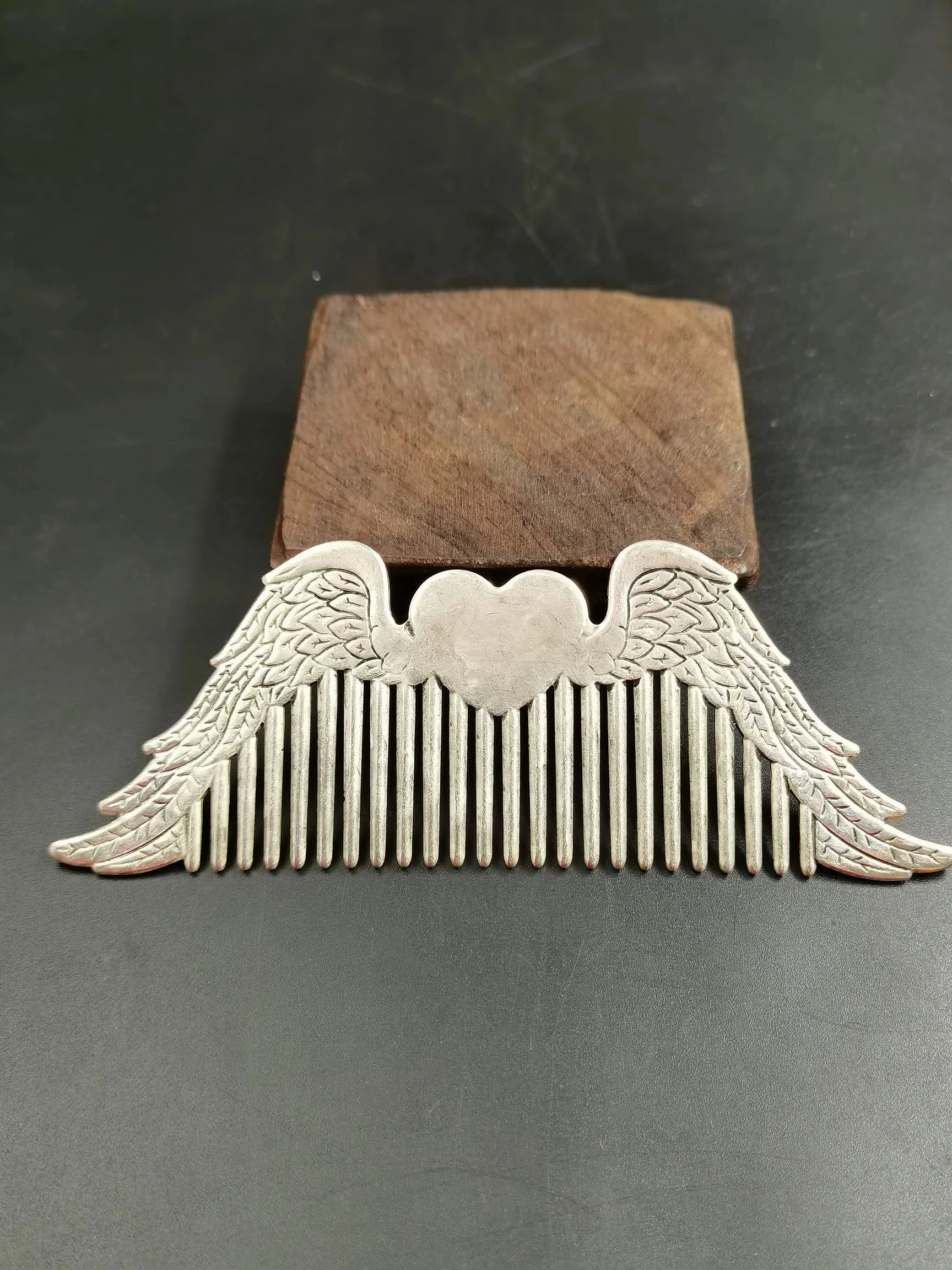 

China Tibet Silver Good Luck Copper Comb Exquisite Workmanship Metal Crafts Home Decoration#2