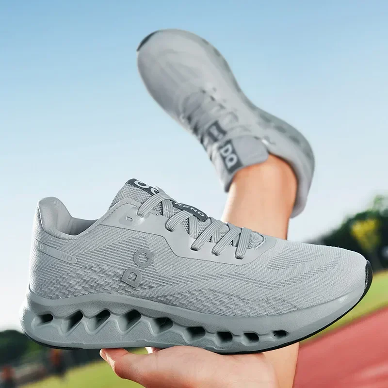 2024 New Outdoor Fashion Versatile Trendy Sports Port Style Leisure Running Shoes Trendy Sports Shoes39-45 3