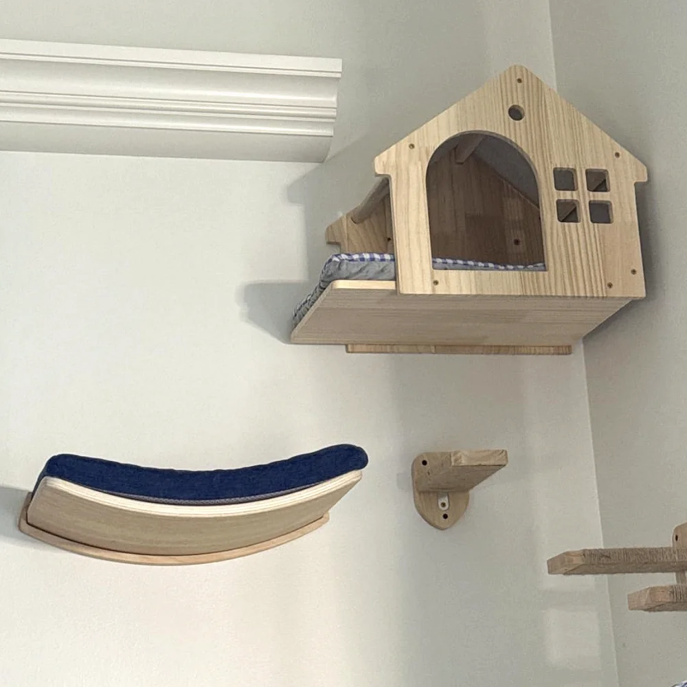 Wood Wall-Mounted Cat Hammock 3