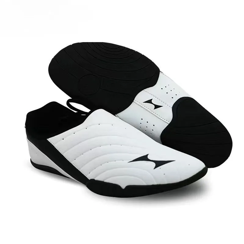 Men's and Women's Professional Taekwondo Shoes Soft Sole Wear-resistant Comfortable Sports Shoes Competitive Martial Arts