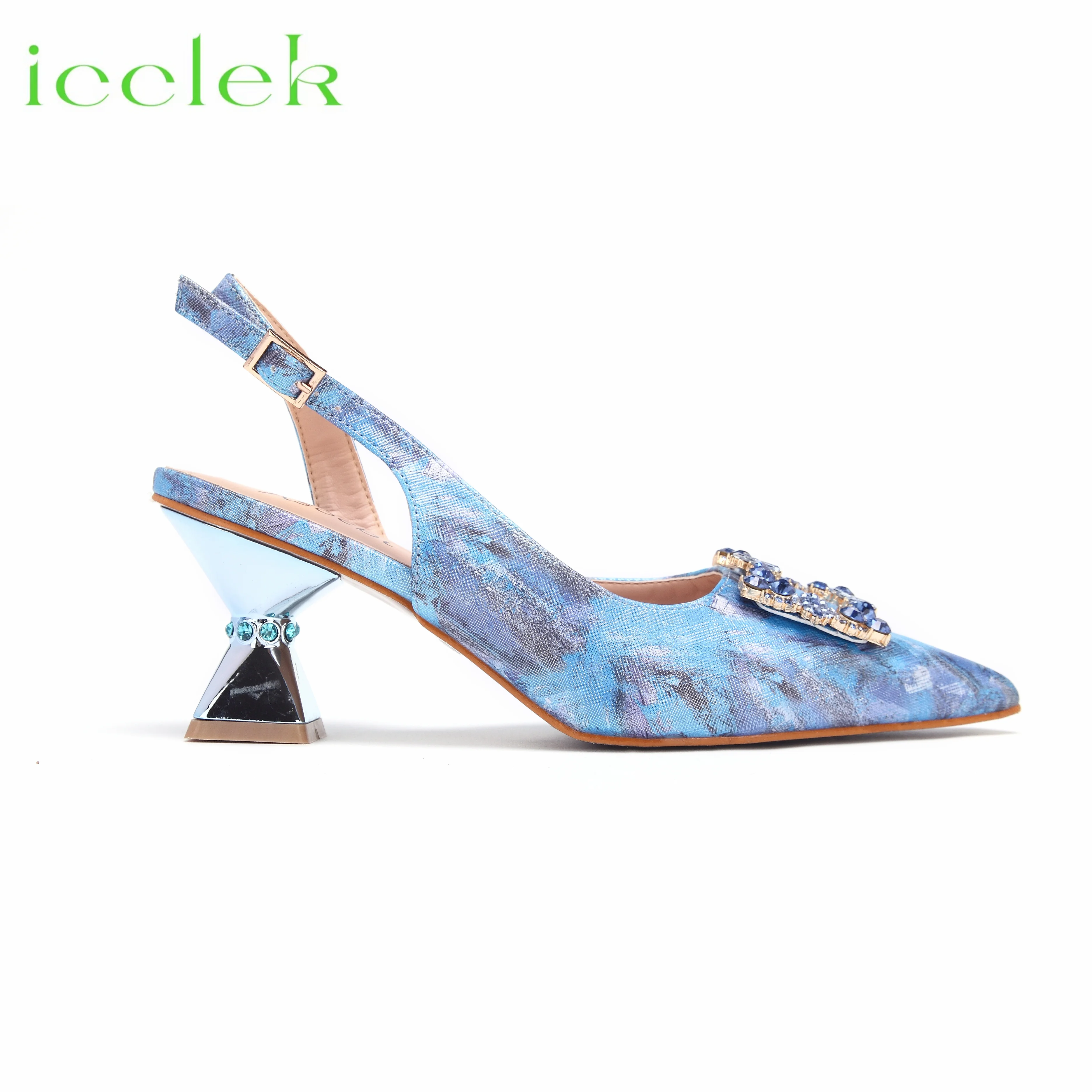2024 Sky Blue Color Pointed Toe Mixed Color Painting Design