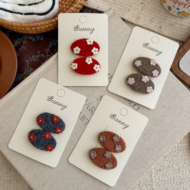 2pcs New Sweet Knitted Flower Children's Oval BB Clip Pair Hairpin Edge Clip Bangs Clip