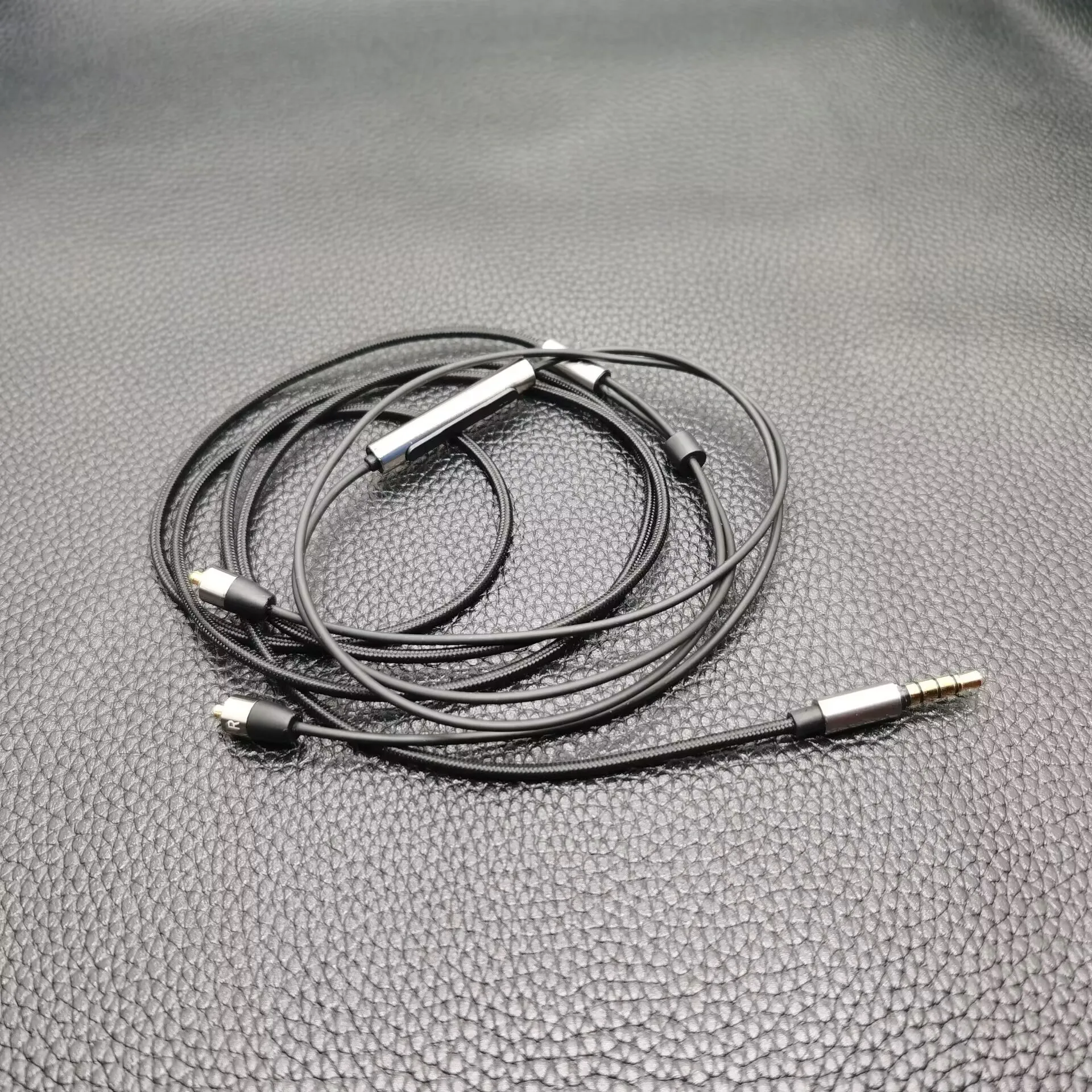 3.5mm to MMCX IEM Cable for Shure SE846 SE535 SE215 SE425 Headphones Cables Upgrade Replacement OFC Cord Wire With Remote