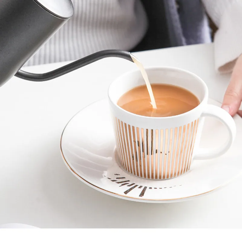 https://ae01.alicdn.com/kf/S3a611bbd97a342d08983c331b6d9731fL/Coffee-Cups-mirror-reflection-coffee-mug-mirror-reflection-Cup-Mug-Ceramic-Anamorphic-Cup-Coffee-Tea-set.jpg