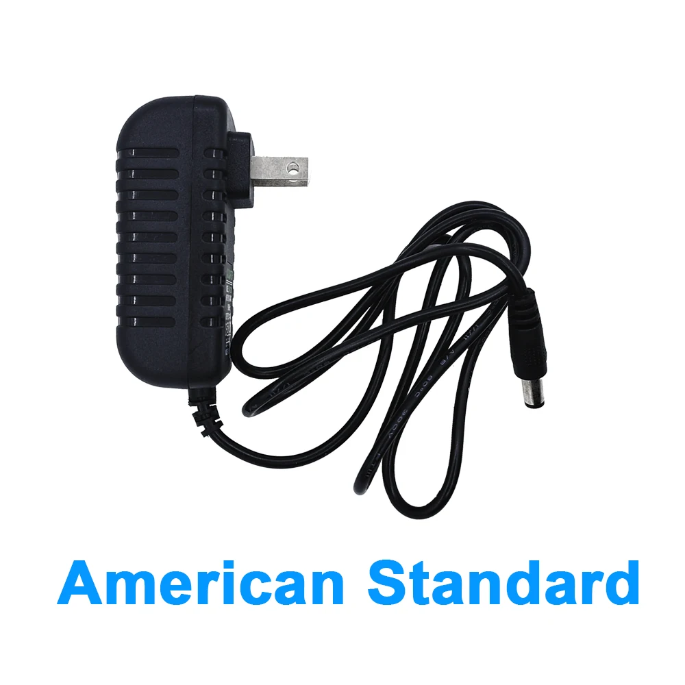 Adaptador de corriente con cable mostrado en detalle