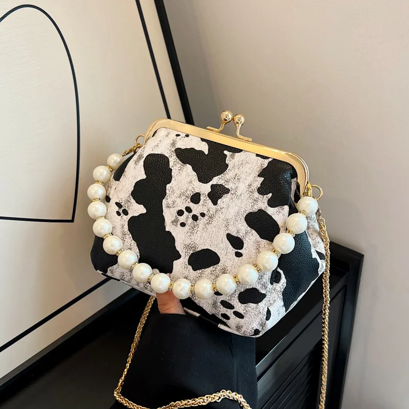 Popular Beaded Handheld Shell Shoulder Bag Autumn New Retro Texture Small Square Crossbody Bag Fashion Shoulder Crossbody Bag