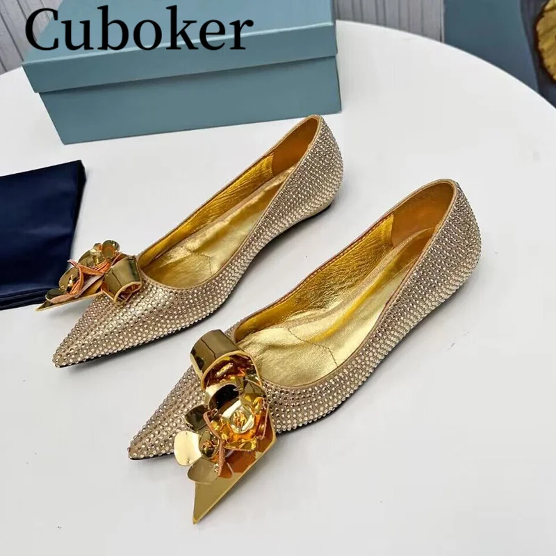 

2024 Bling Loafers Pointed toe Gold Flowers Women's sandals Summer Mules Women Flats Doug Shoes Spring Walking Out Ladies Shoes