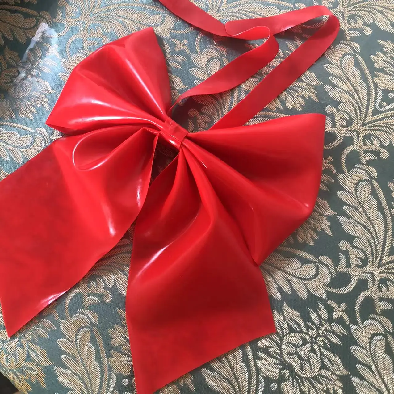 

Latex Collar bow tie sexy red ties for ladies and men cosplay party fashion custume accessories rubber bow collar