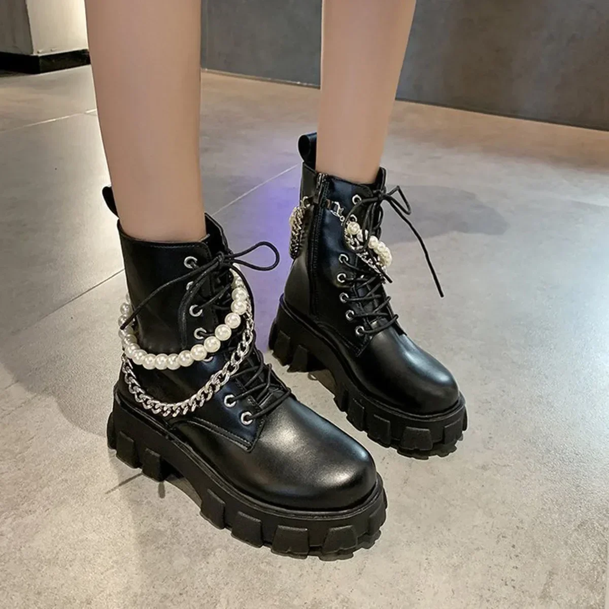 2023 New Fashion PU Leather Pearl Chain Platform Black Booties Punk British Style Casual Shoes Women's Ankle Boots Autumn