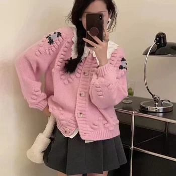 AOSSVIAO 2025 الخريف الدافئة طويلة الأكمام سترة مشغولة من الصوف زهرة التطريز سترة المرأة عادية واحدة الصدر سترة معطف 4