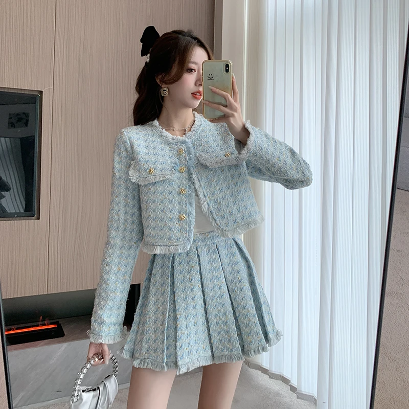 

Fashion Sweet Blue Tweed 2 Piece Set France Fall Winter Tassel Golden Button Short Coat + Woolen Fringed Pleated Mini Skirt Suit