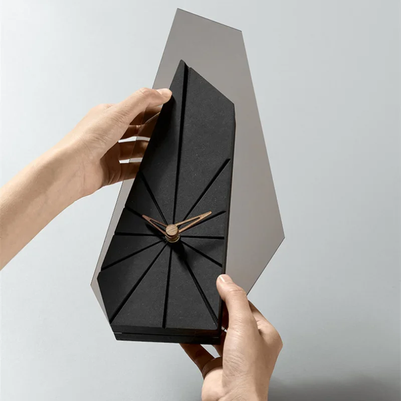 Modern Design Desk Clock Living Room Decoration Dried Flower Ornament Home TV Cabinet Accessories Creative Art Table Clock