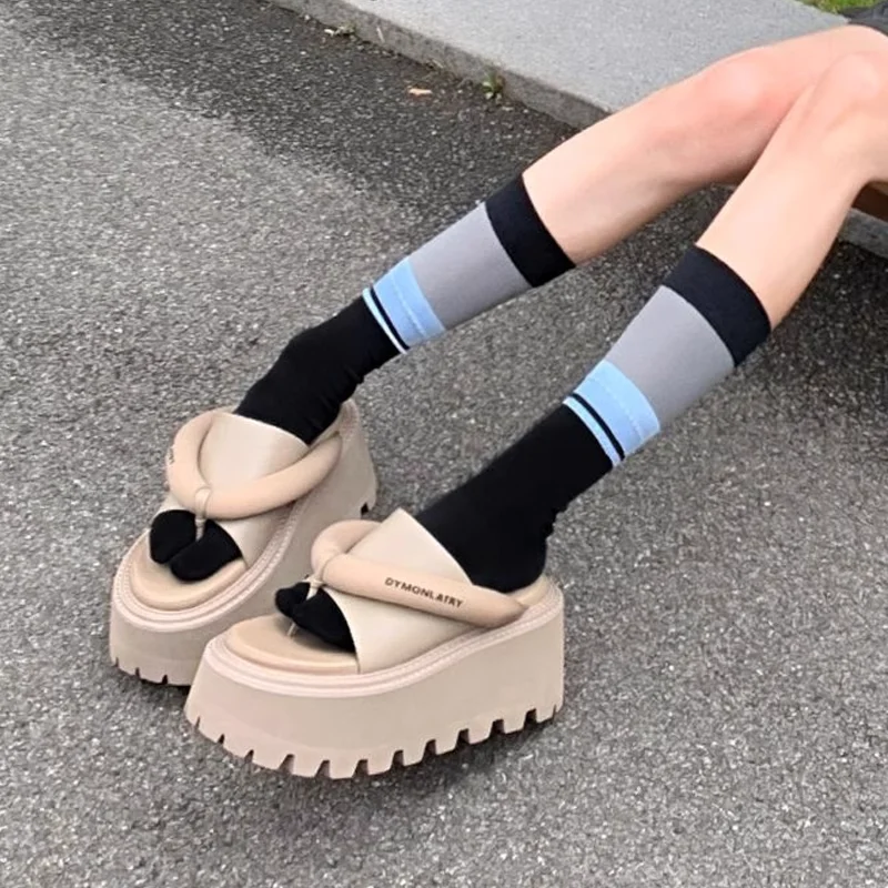 

2023 Summer Height-Raising Flip-Flops Beach Clip Toe Platform Slippers Women's Ultra-High Heel Sandals Paris Runway Style Shoes