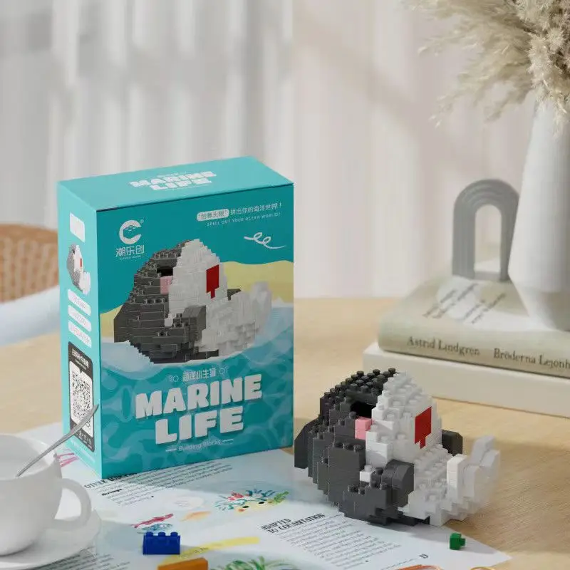 YINcrinx 111 pezzi Blocchi da costruzione con animali marini e squali, fioriere a tema marino, giocattoli educativi per bambini, regali festivi per bambini, decorazioni da tavolo