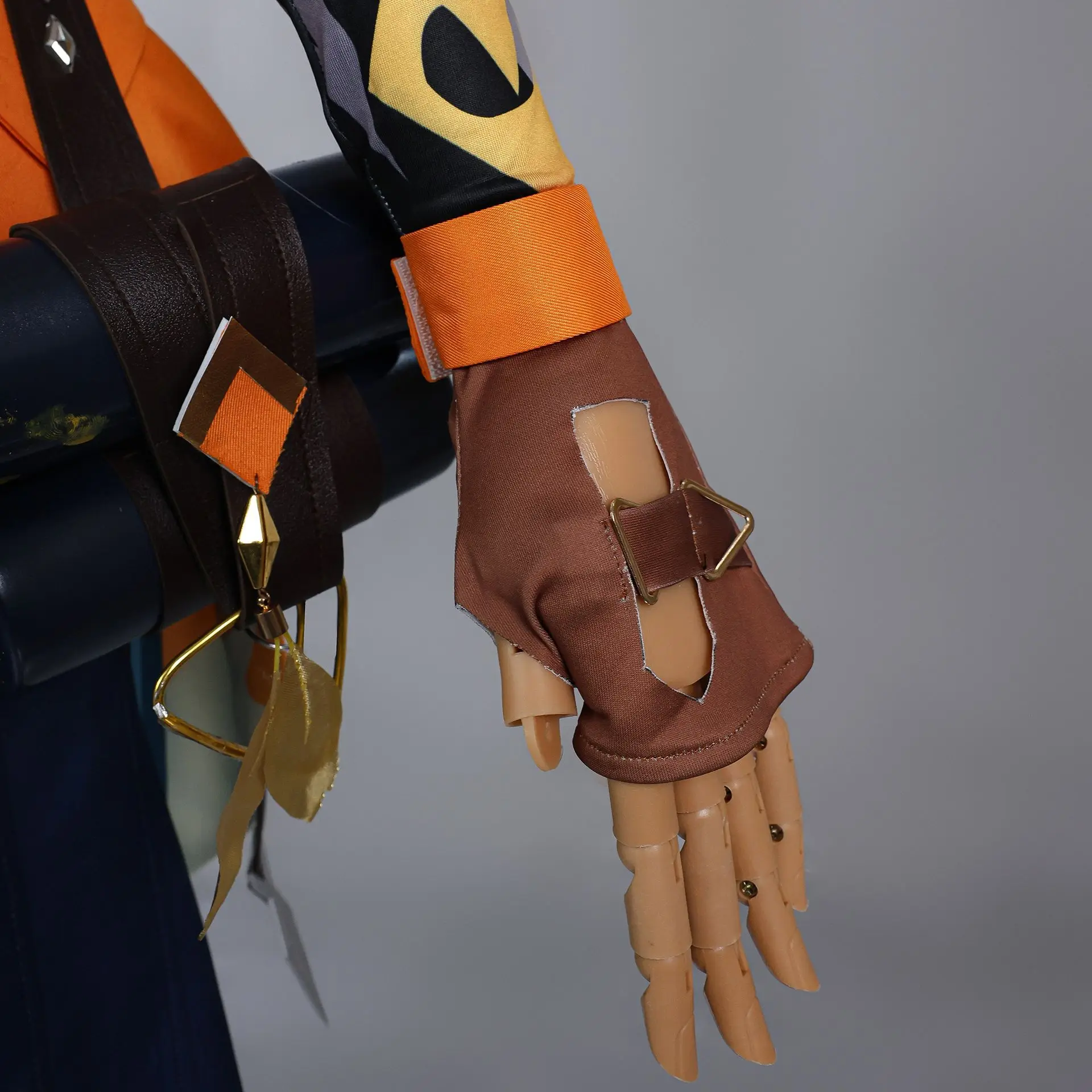 Genshin Impact: Bennett | Knights of Favonius Uniform Cosplay Costume Set 40 Genshin Impact Bennett Knights of Favonius Uniform Cosplay Costume