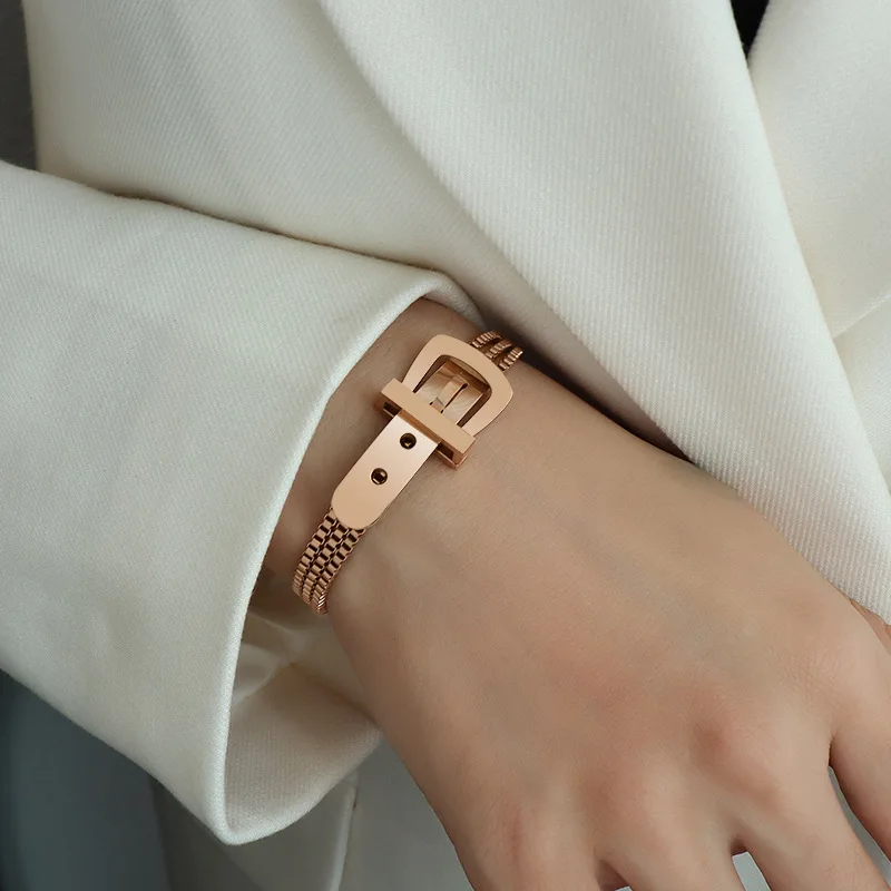 [韓国人気ジュエリー] Interlock Chain Bracelet DIAMOND LINK CHAIN BRACELET(2JU0336)K10 ブレスレット｜スター